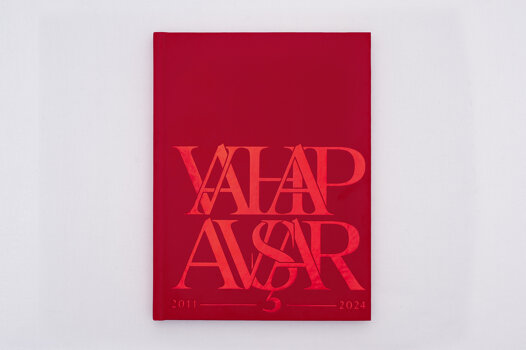 01_AmirJamshidi_VahapAvşar_Book