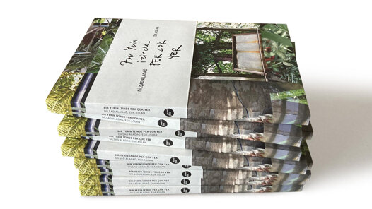 Bir-Yerin_Izinde-Pek-Cok-Yer-kitap-Esen-Karol-01